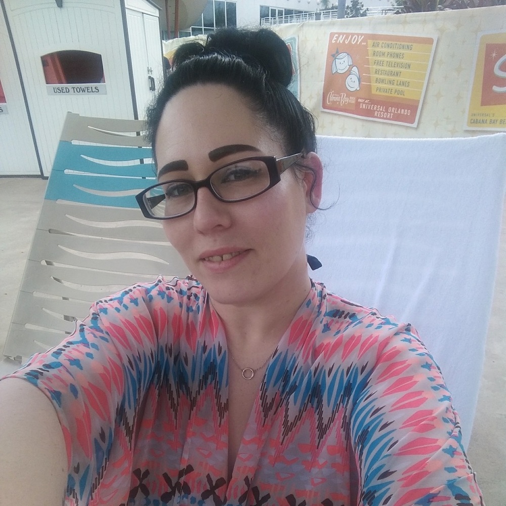 Meet your Posher, Gina